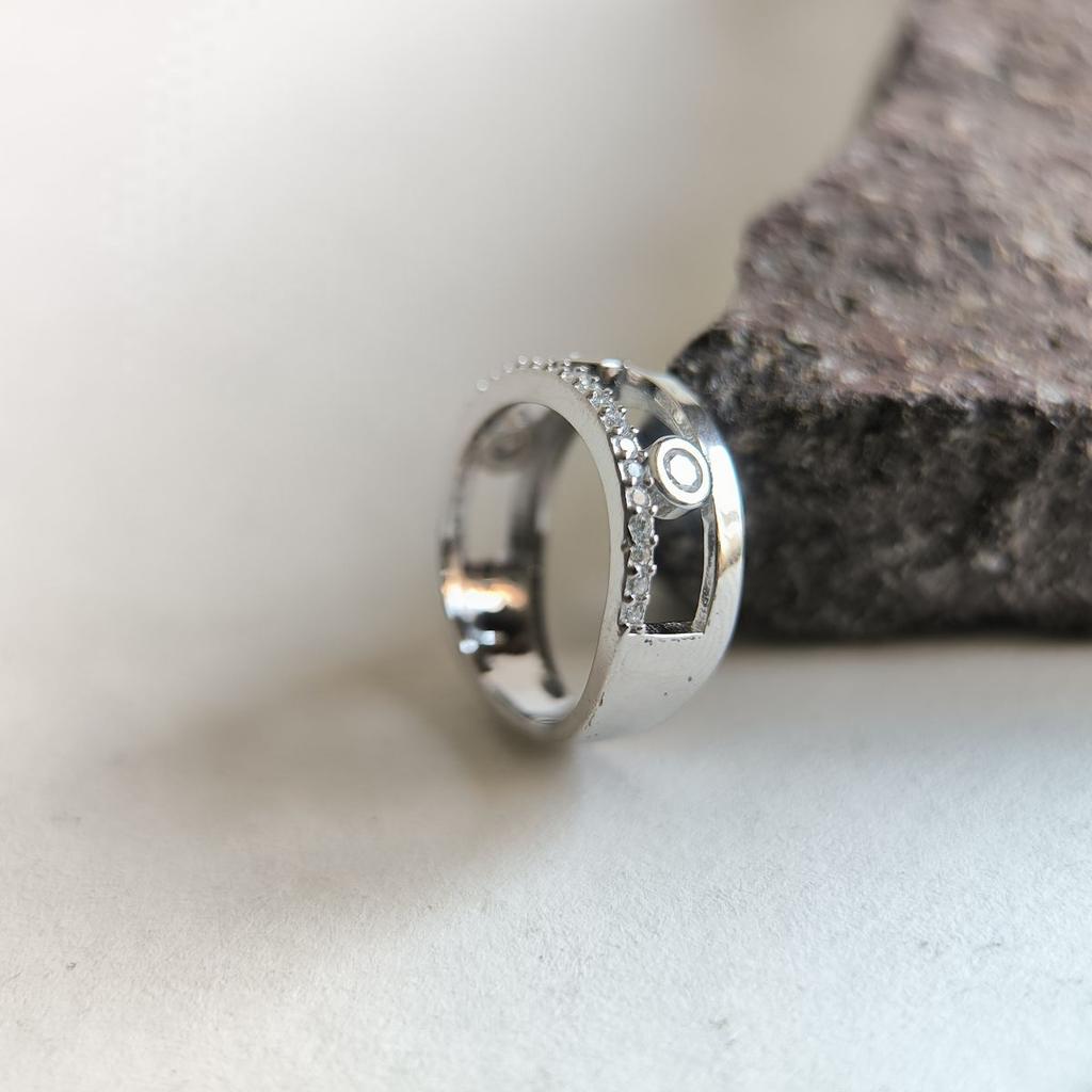 Silver Ring with Cubic Zirconia, Product Weight 3.81 G (2190523)