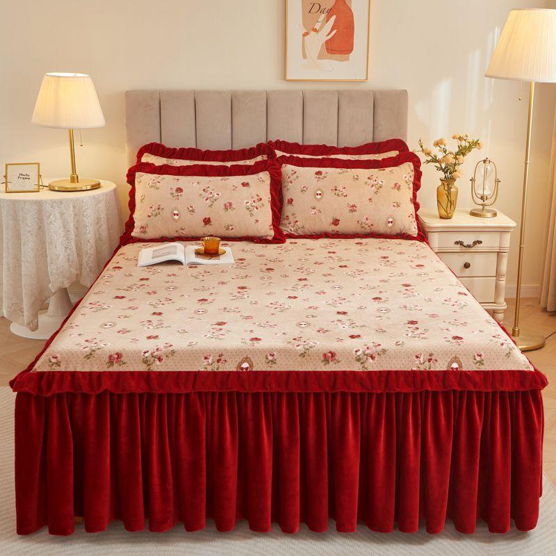 3 stücke Kleine Blumenmuster Plüsch Bett Rock Winter Dicke Volant Rand Tagesdecke Matratze Schutzhülle Anti Slip Bettlaken
