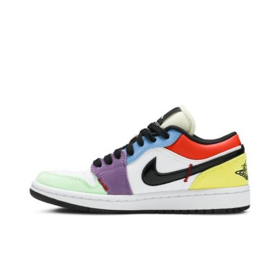 

Air Jordan Wmns Air Jordan 1 Low SE Lightbulb CZ3572-104 EU 35.5 белый/чёрный