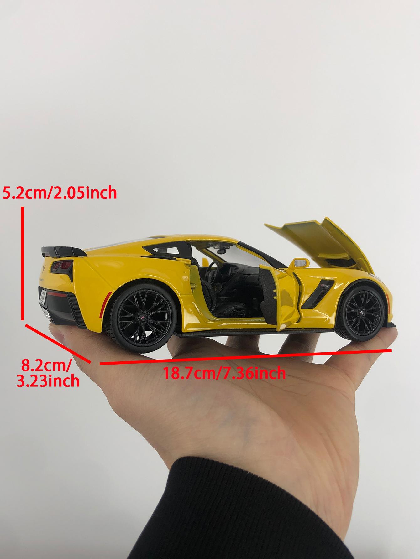 

Maisto 1:24 2015 Corvette Z06 car model, zinc alloy metal decoration, collectible gift car жёлтый