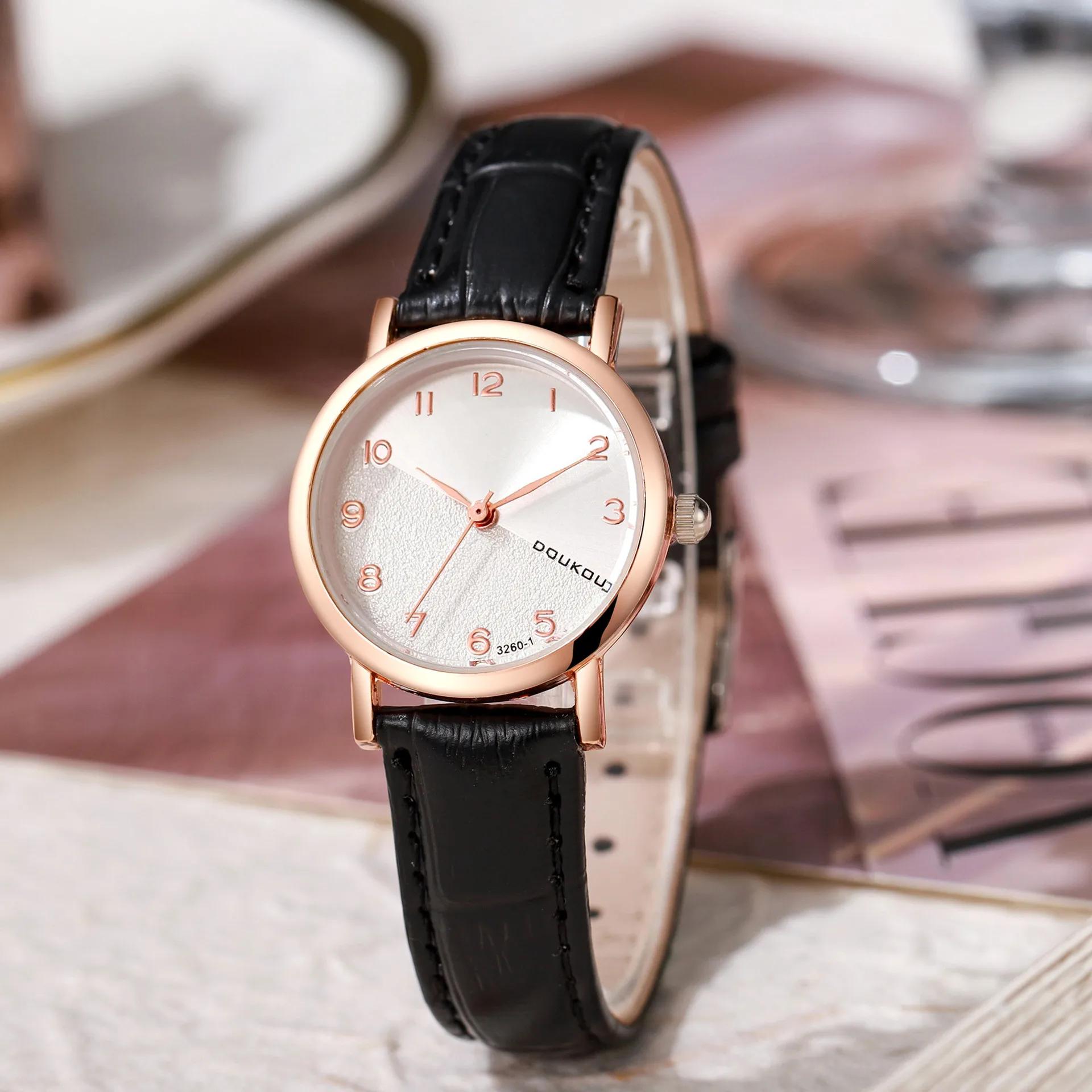 Роскошные кожаные часы для женщины Женские кварцевые часы Элегантные женские часы Модные Часы Наручные Часы Часы Женские чёрный