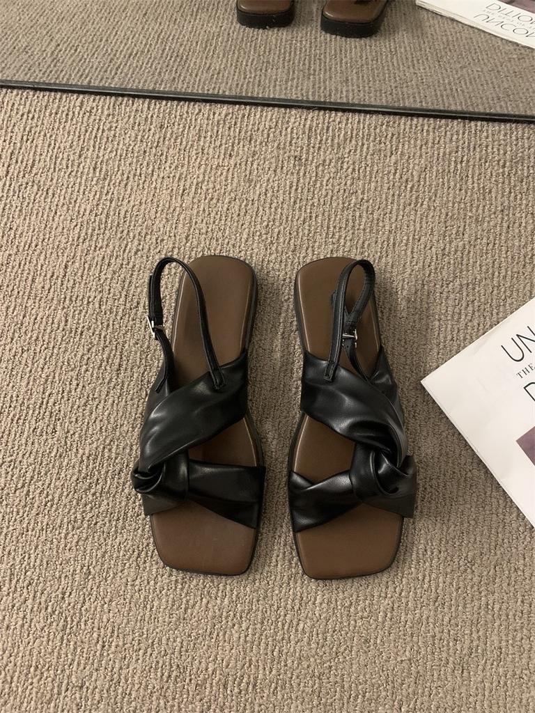 2025 New Retro Flat-bottomed Open-toed Sandals Women's Shoes Casual Summer Beach Soft-soled Skirt Shoes