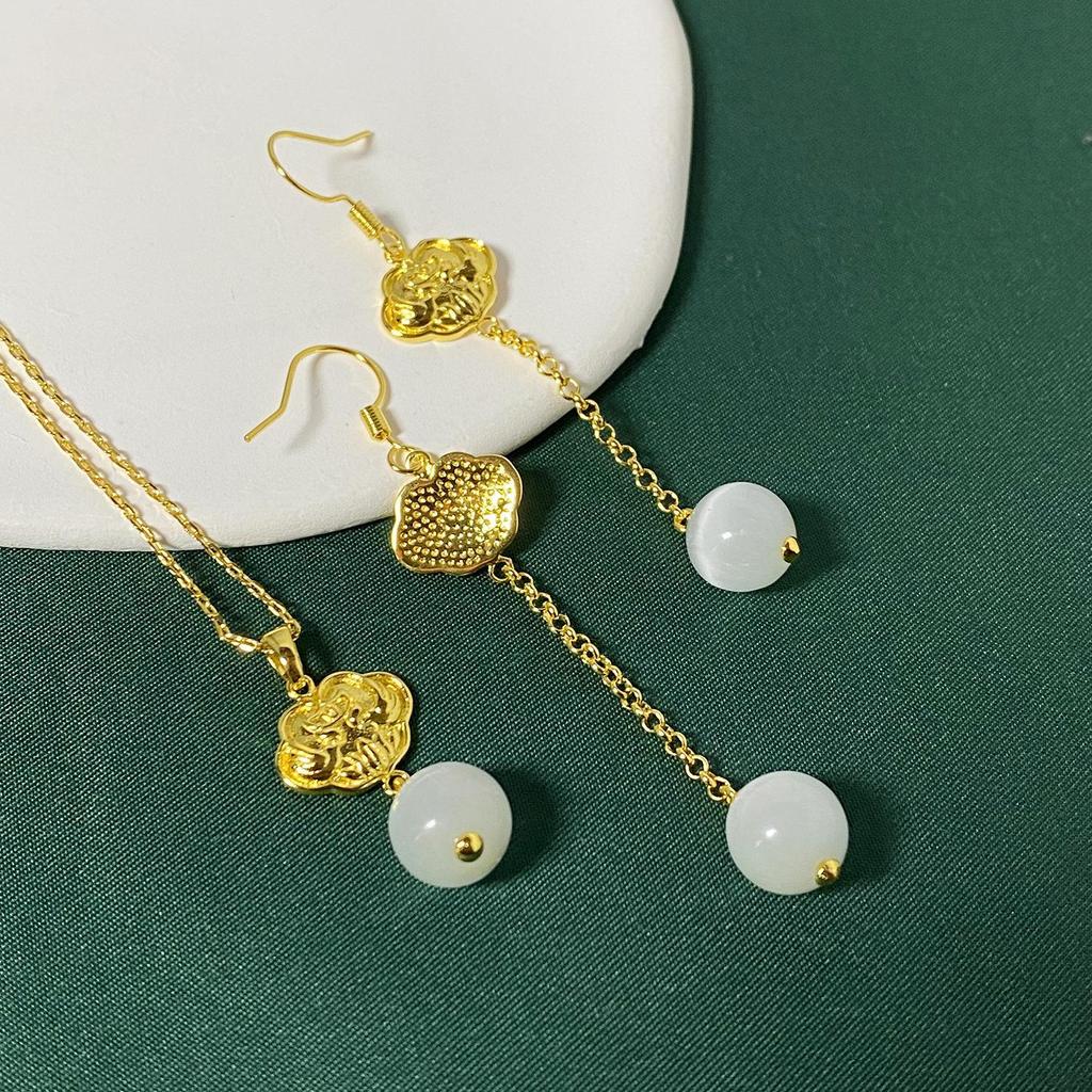 Orecchini in Giada Retrò Stile Cinese Autunno & Inverno Lusso Leggero per Donna