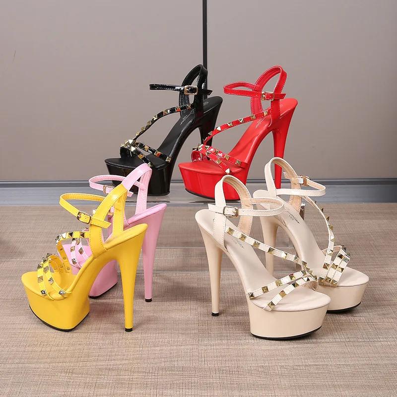 Fashion European and American Catwalk Artifact Model High Heels with Sexy Waterproof Platform 15cm Rivet Sandals Womens Summer Slippers.