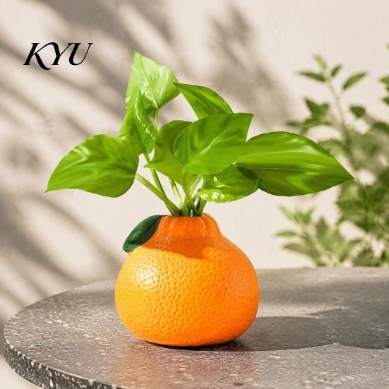 Sustainable Plastic Flower Vase Orange Shaped Vase, Decorative Hydroponics Creative Container, Small Unique Tabletop Ornament Pot for Living