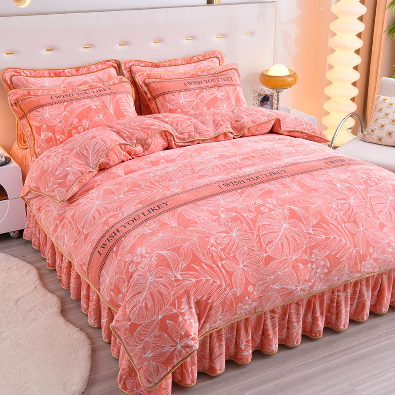 

Утолщенный молочный флис, четыре предмета, мультяшная юбка для кровати, пододеяльник, двусторонний коралловый флис, кровать из трех предметов, пододеяльник 1.2m skirt 3pcquilt cover 150 * 200