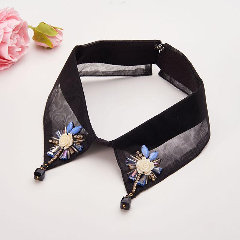 Retro Rhinestone False Collar Neckline Women Lapel Fake Collar Woman Embroidery Removable Detachable Tie Clothing Accessories