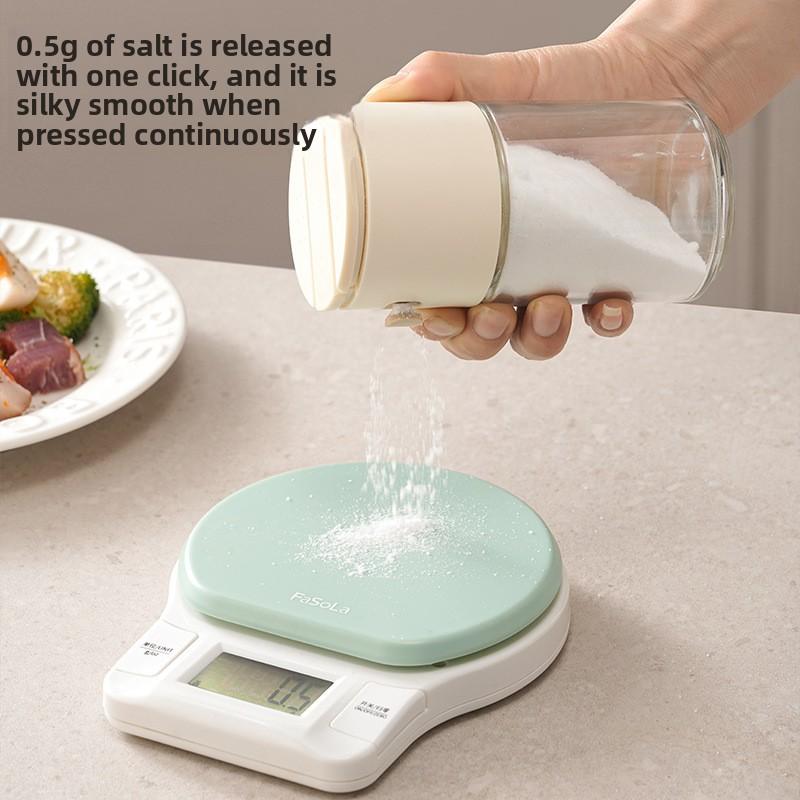 Glasbehälter für Salz und Gewürze mit Messfunktion zur Aufbewahrung von Küchenwürzzutaten