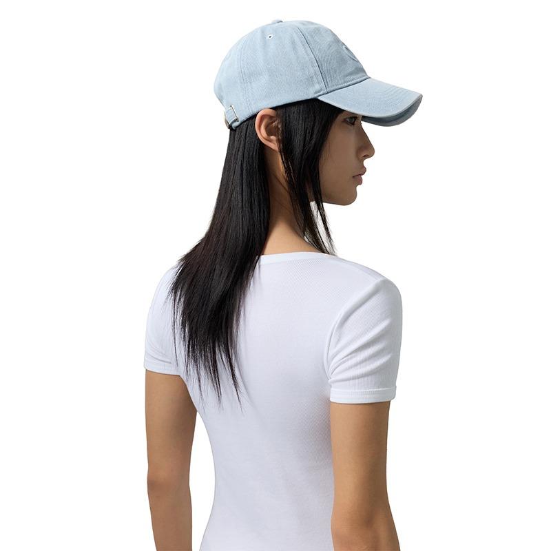 Calvin Klein Jeans classic trendy embossed letters pure cotton cotton baseball cap men and women same style couple model denim light blue 4D5166G-LHL
