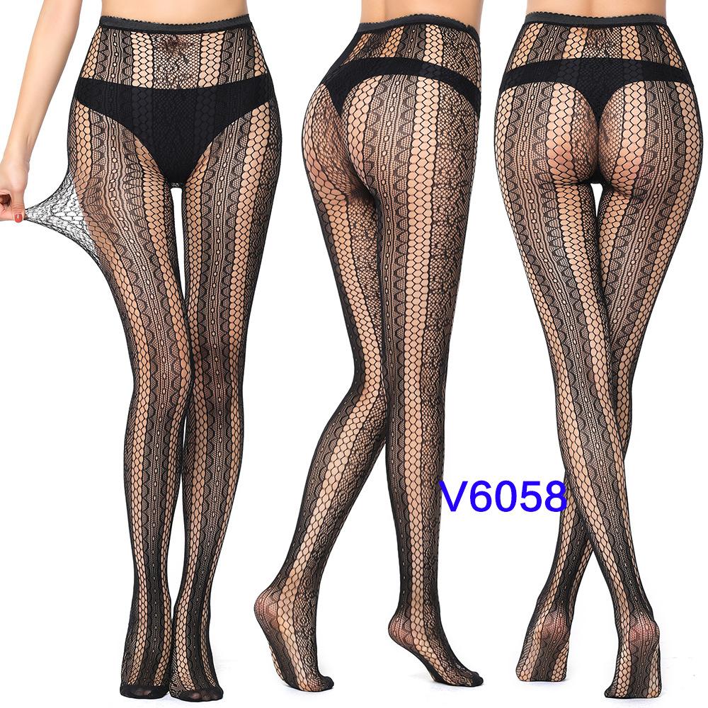 Warp Knitted Seamless Trend Jacquard Fishing Net Socks, Little Love Tiger Pattern Grid Black Stockings