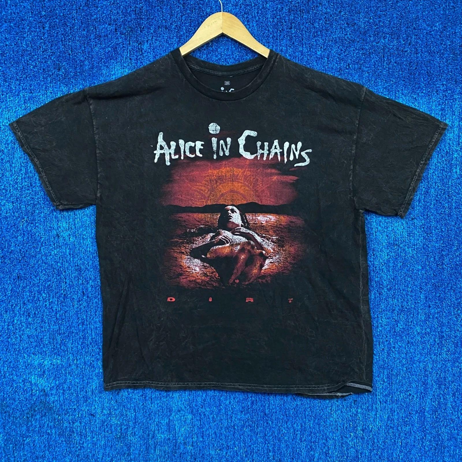 

Alice In Chains Dirt Seattle WA Est 1987 Grunge Band Tee 2X 4XL
