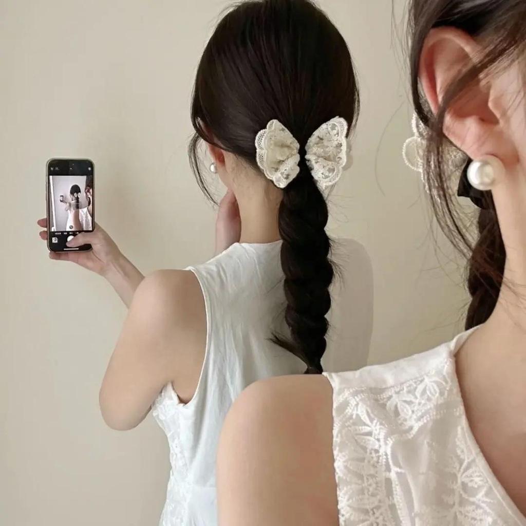 Cream Lace Bow Hair Tie: Elegant, Versatile, and High-End Women's Jewelry.