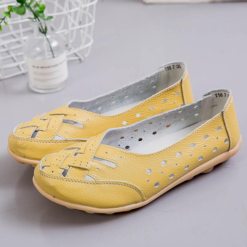 Women's Flats Loafers Leather Driving Shoes Moccasins Comfort Casual Slip On Summer Nurse Shoes for Mother Large Size