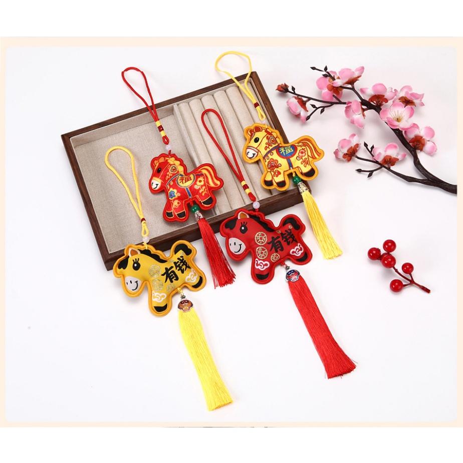 Chinese Style Zodiac Mascot Pendant Blessing Embroidery Lucky Fragrant Bag With Tassels Horse Incense Bag Car Hanging