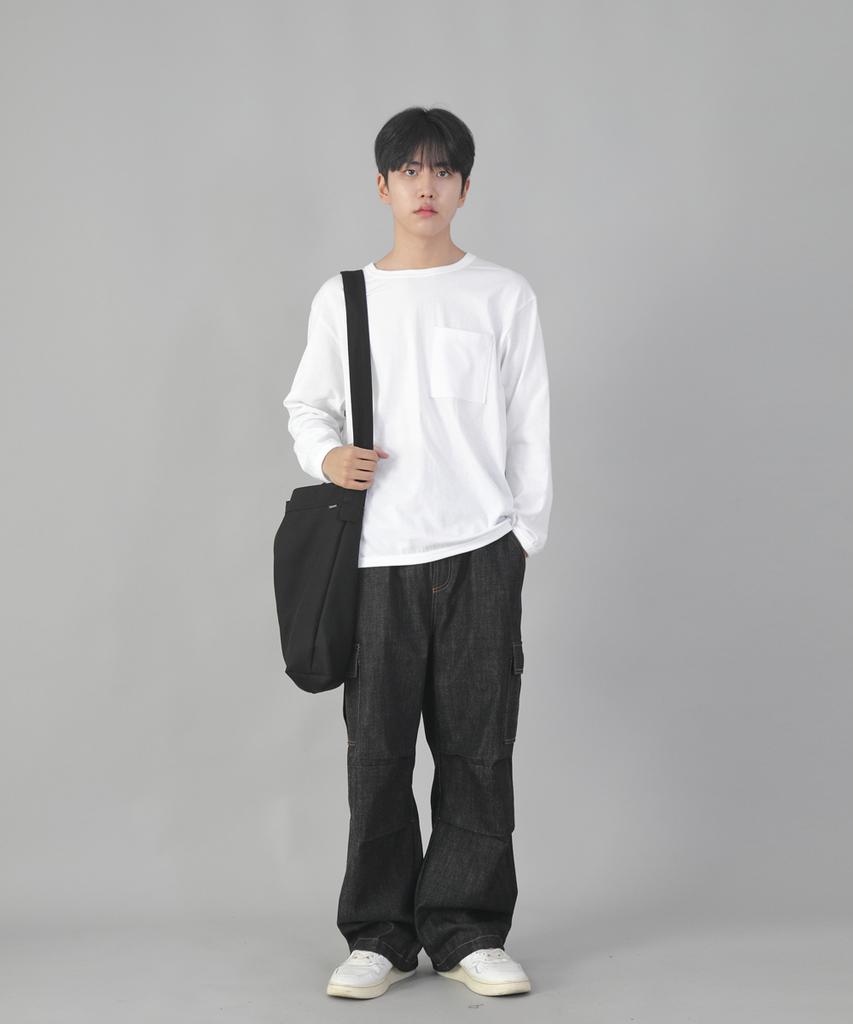 Saintcrew Minimal Oversized Crossbody Bag Mbc-121 Black