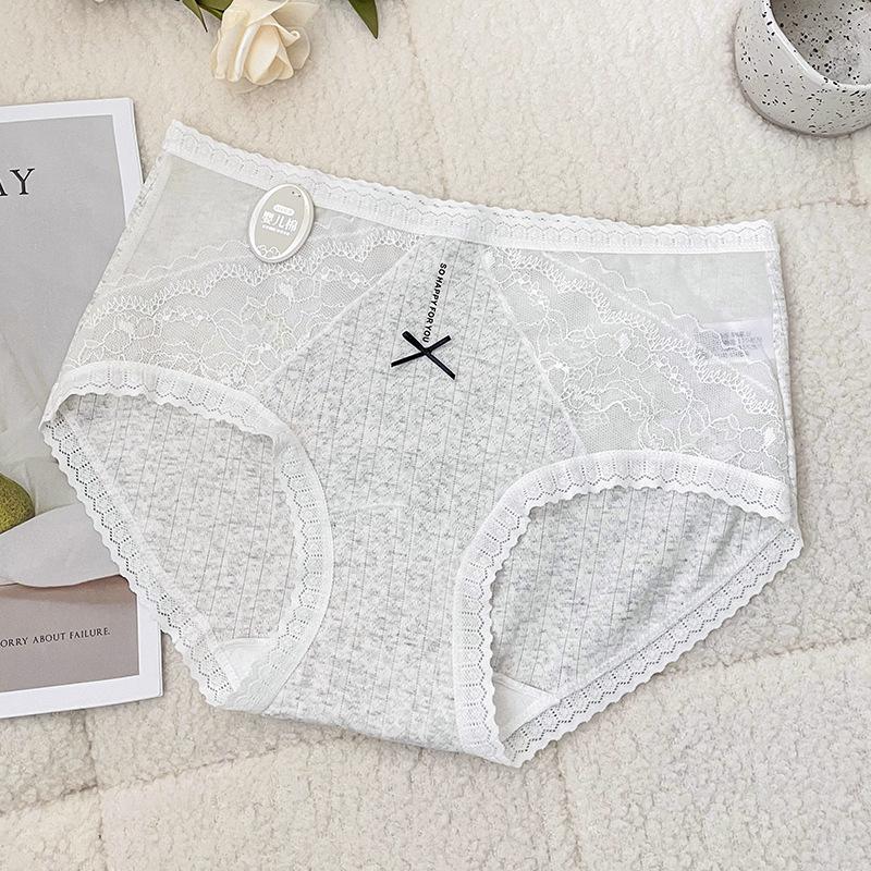Girls Spring and Summer Simple Cotton Skin-friendly Breathable Waist Triangle Briefs