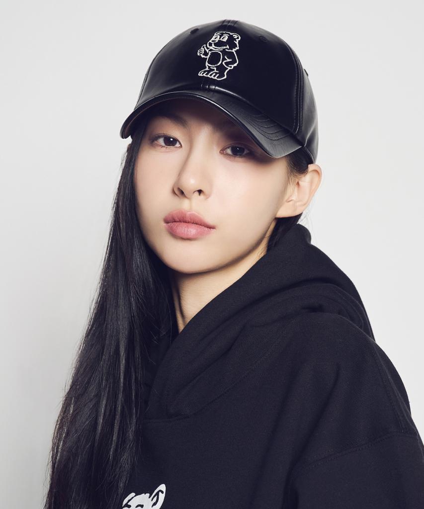 ACME DE LA VIE Line Ac Bear Vegan Leather Ball Cap (2 Color)