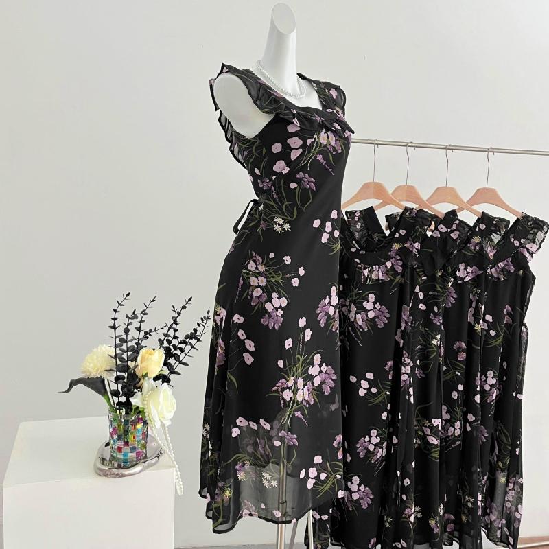 Francouzské Sexy Květinové Šaty na Ramínka Bez Rukávů Elegantní Stahující Pas Léto 2025 Přiléhavé Šaty Vintage Móda Černé Šaty