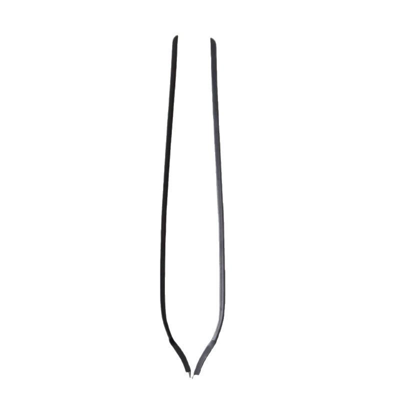 

Part numbers 8A69-A03194ABW and 8A69-A03195ABW are compatible with New Fiesta Windshield Trim. Left