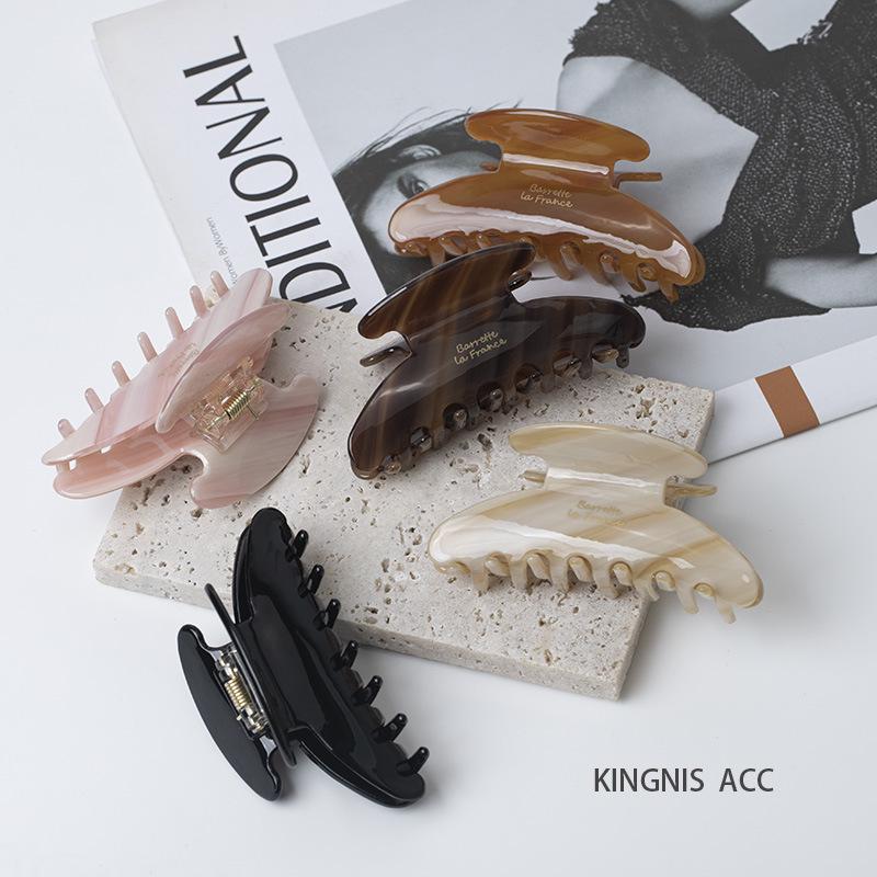 

French-Style Large Acetate Hair Clip: Elegant Summer Accessory for Women бежевий