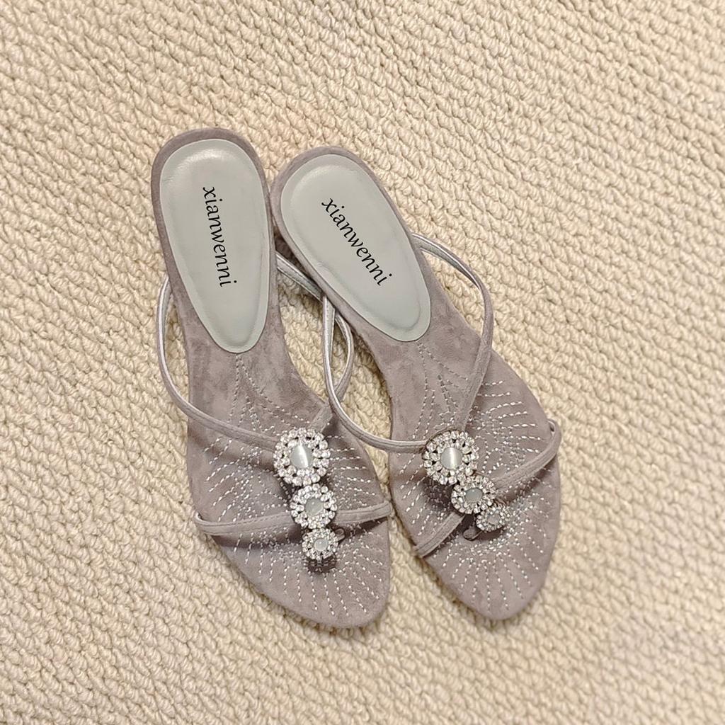 2025 New Retro Kitten and Flip-flops Women's Summer Wear Open-toed Sexy Sandals Rhinestone Toe Cold Slippers