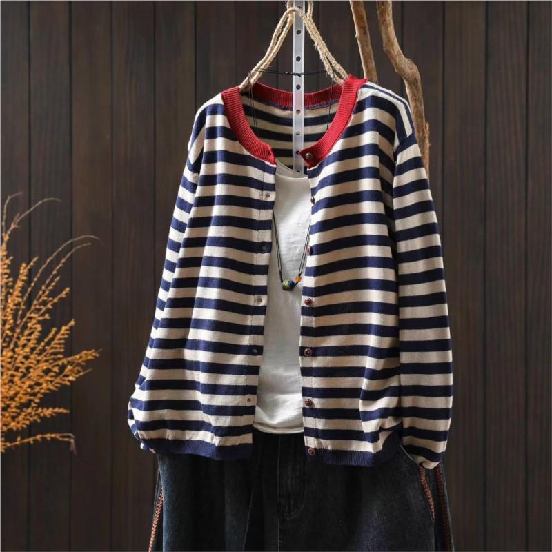 Johnature Women Vintage Striped Sweaters O-Neck Long Sleeve Knitted Soft Autumn Button Casual Female Sweaters