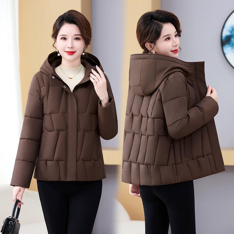 2025 short fashion padded jacket, new slim and slim padded jacket, foreign style thickened and warm winter waist jacket