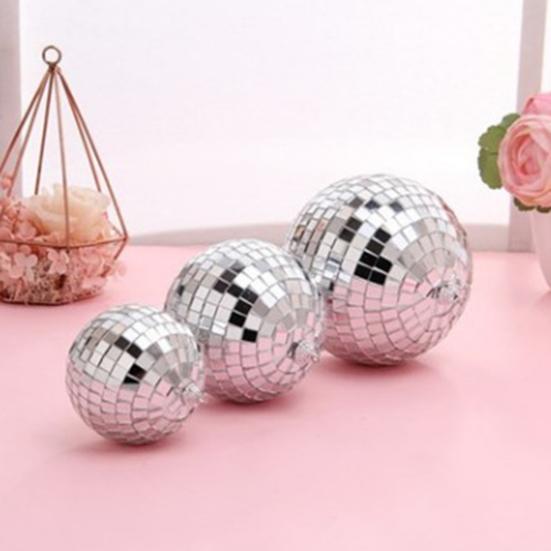 Silver Color Hanging Hole Mirror Balls Different Sizes Reflective Balls Christmas Tree Ornaments Home Decoration