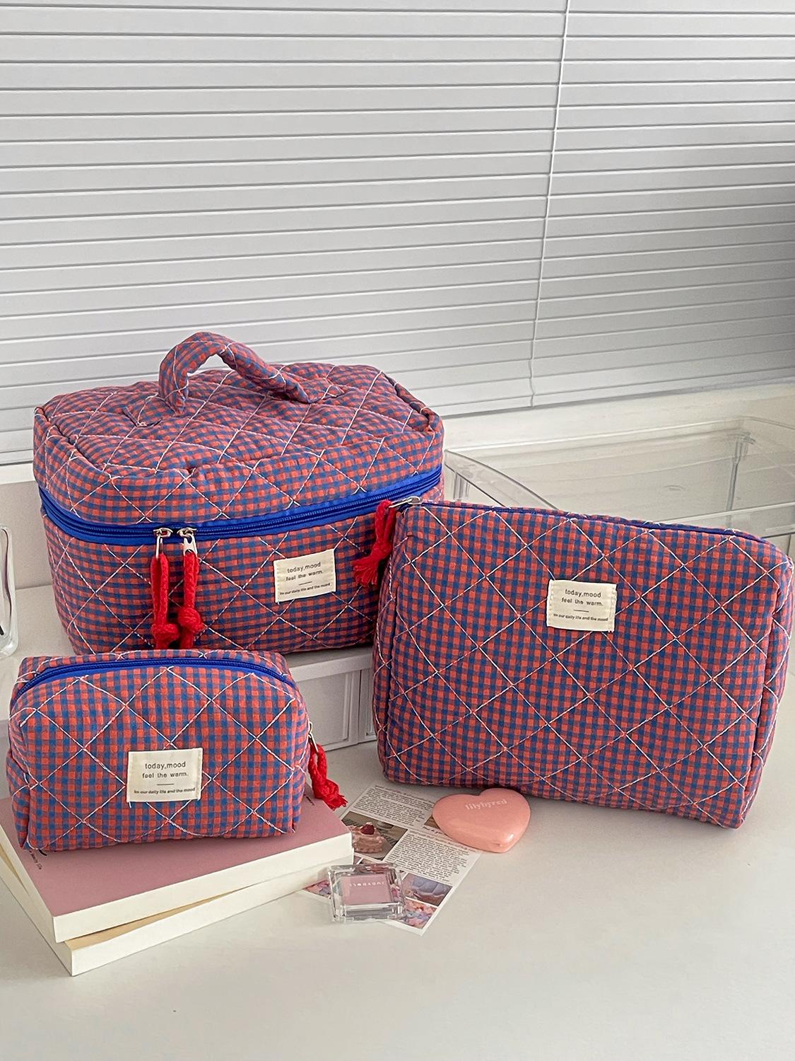 Classic, simple, versatile, large-capacity storage bag, portable toiletry bag for travel, contrasting color plaid makeup bag Octagonal Bag красный