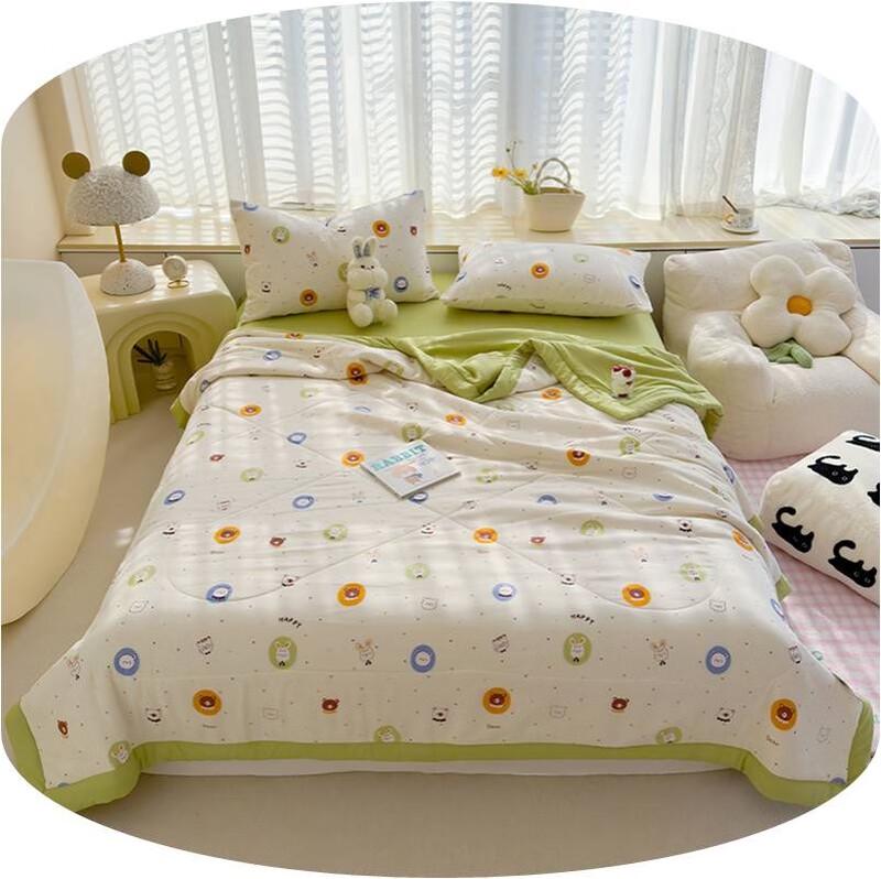 

Grace Washed Cotton Summer Quilt