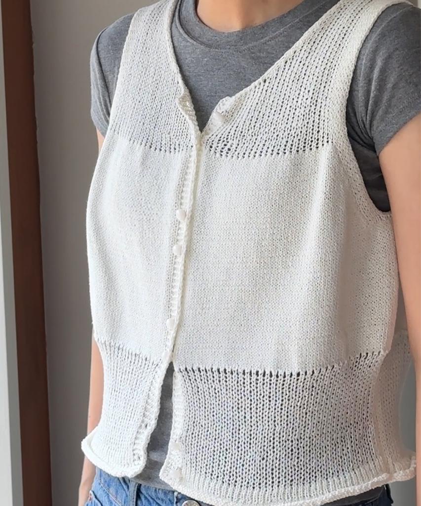 Seuneogeuyu Tiny Button See-Through Layering Knit Vest_Cream Ivory
