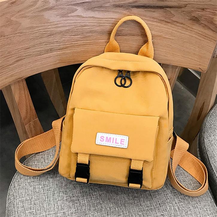 mini backpack trend