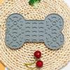 Pet Supplies Silicone Pet Licking Mat Cat Anti-choking with Slow Food Bowl Puppy Bath Distracted Licking Plate Cutlery Dog Bowl