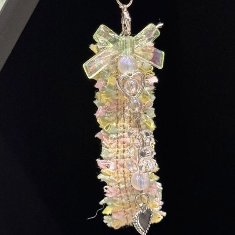 Delicate Handmade Acrylic Bead Keychain Fashion Forward Acrylic Bead Keyring Elegant Handmade Phone Straps Chain Charm