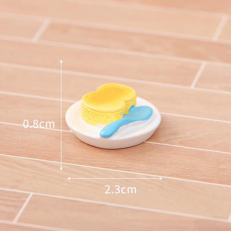 Cute Gourmet Pig Ornament Cartoon Piggy Figurine Car Desktop Decoration Micro Landscape Dollhouse Miniature Toy