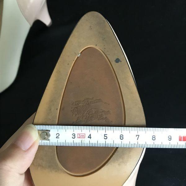 Vintage 90s Made in Japan Burberrys Pointed Toe Pumps Size 23.0 D Ivory Beige Shoes Pumps(USED)