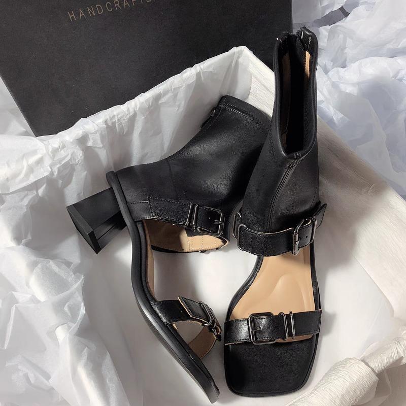 2025 Neue Damenstiefel Sommer Neu Quadratische Spitze Flacher Schaft Gürtelschnalle Mid-Calf Elastische Stiefel