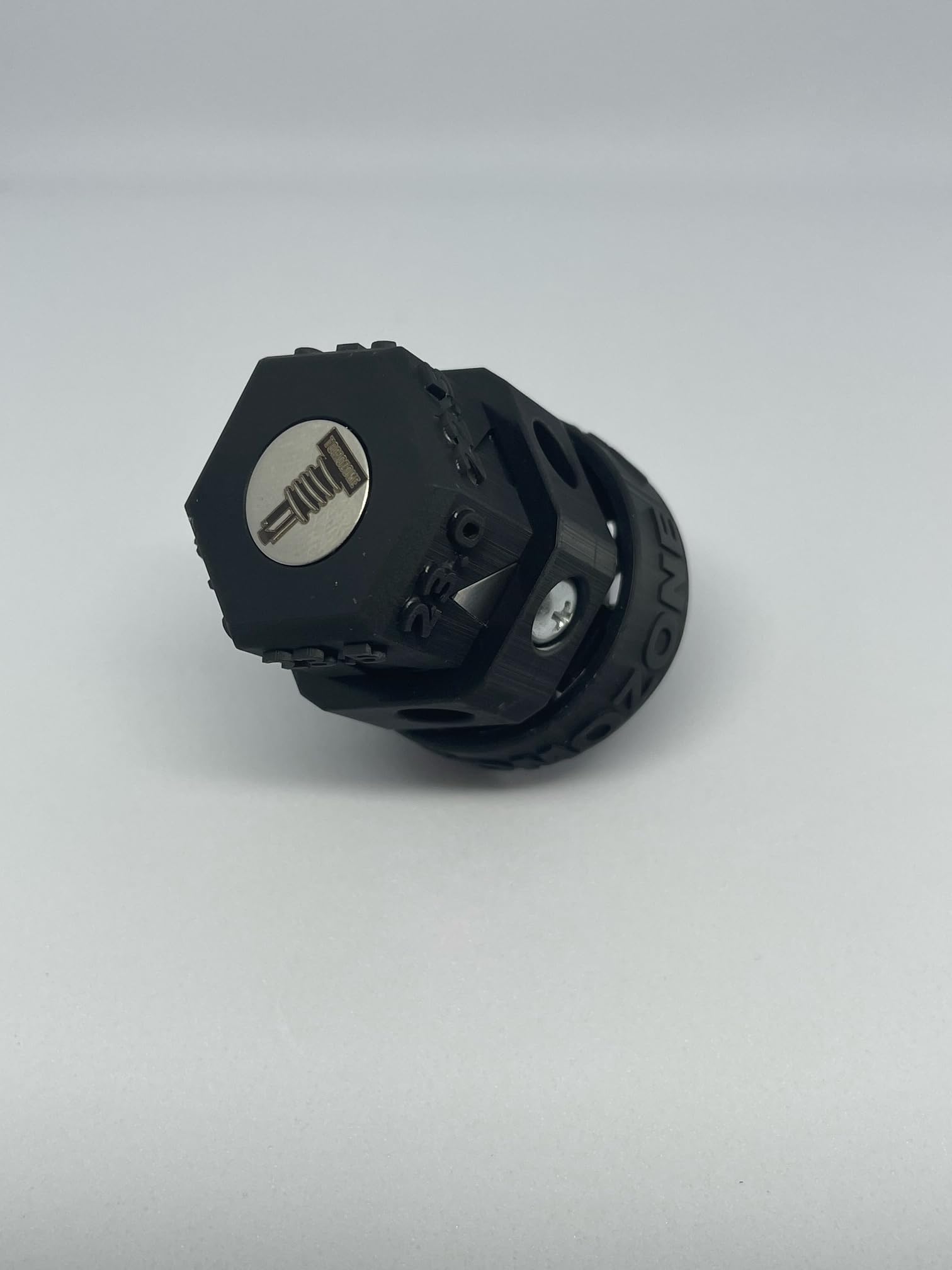 

TOMOZONE Peracle Cutter Приспособление для резки шин