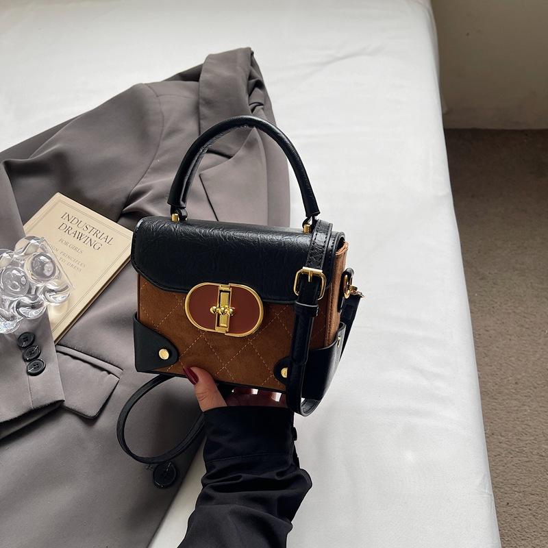 

Popular small bag women s versatile personality new retro shoulder messenger bag new portable box small square bag коричневый