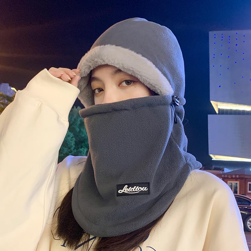 Warm hood, hat, and scarf all-in-one hat for men in winter, thickened ski and electric bike face mask, windproof hood for women