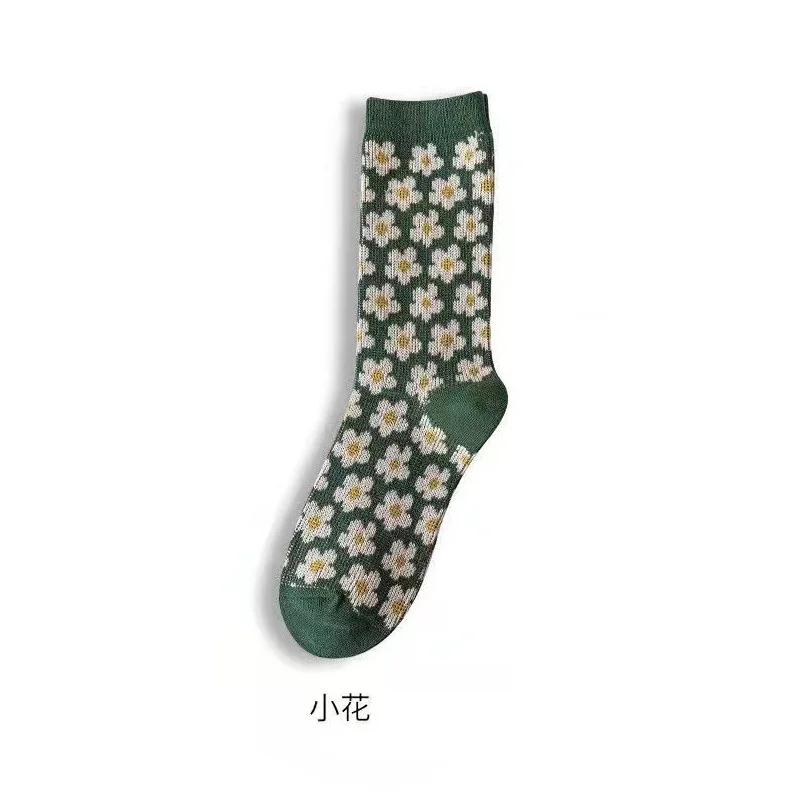 High Quality Fashion Vintage Warm Cotton Sock Autumn Winter Lady Thick Casual Girl Middle Tube Socks for Women