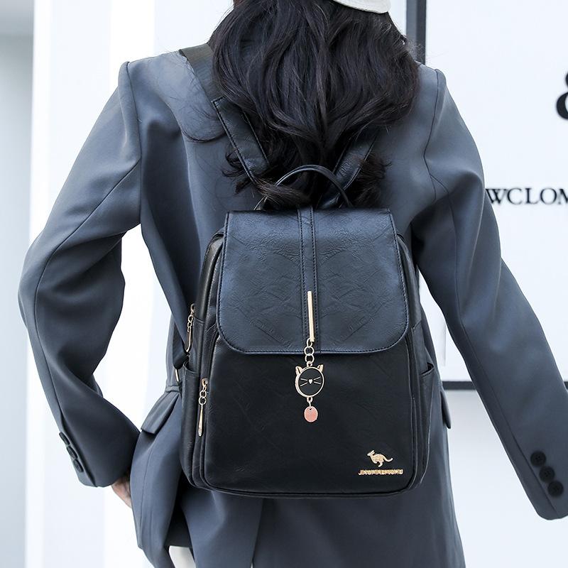 Soft Leather Backpack Women's Large Capacity Travel Backpack Student Schoolbag