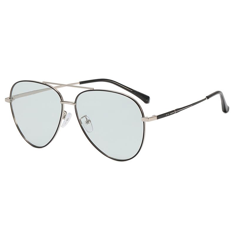 Men Photochromic Polarized Sunglasses Driving Fishing Chameleon Glasses Change Color Sun Glasses Classic Pilot Eyewear UV400