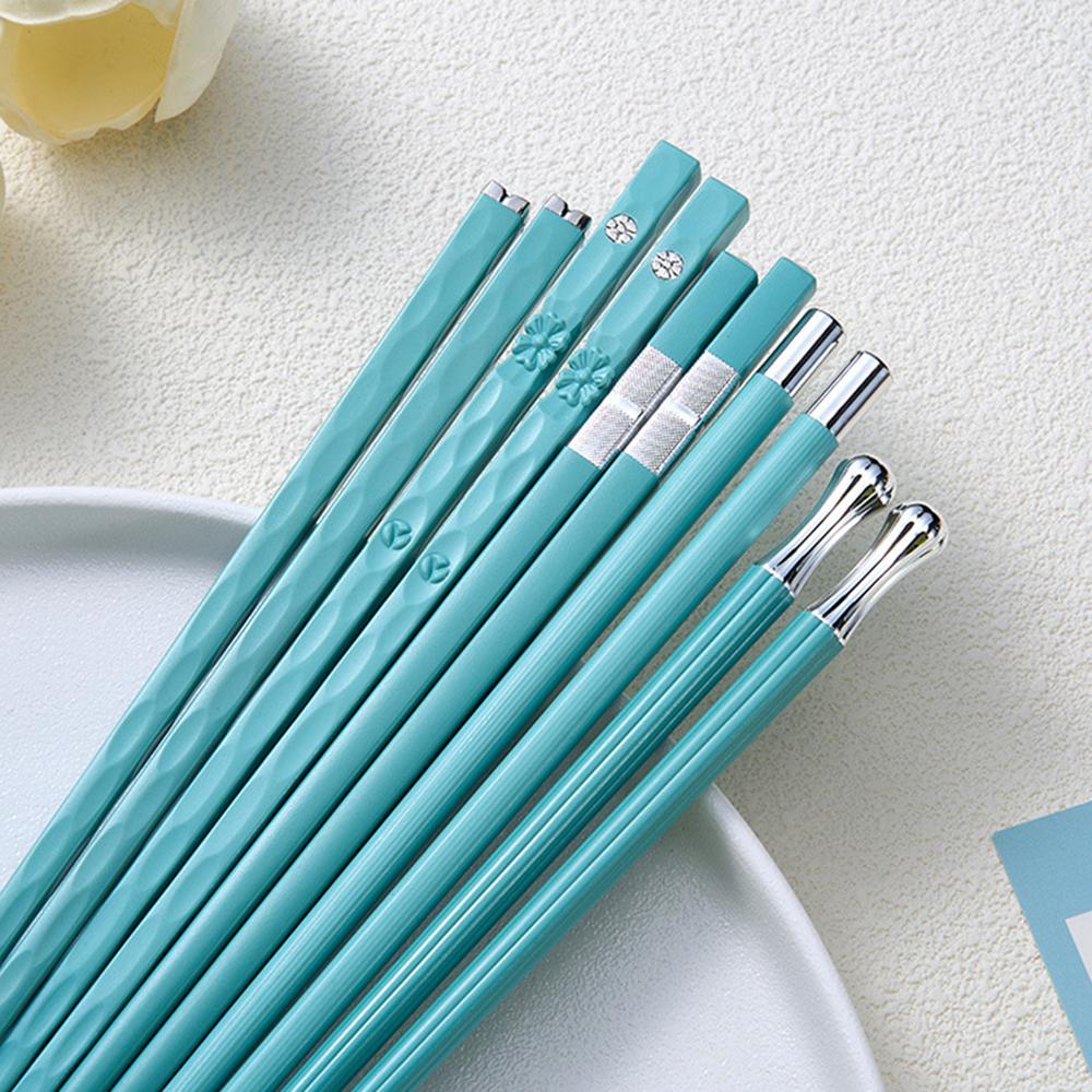 5Pairs High Quality Japanese Non-Slip Chopsticks Korean Hotel Restaurant Portable Healthy Food Stick Sushi Kitchen Chopsticks