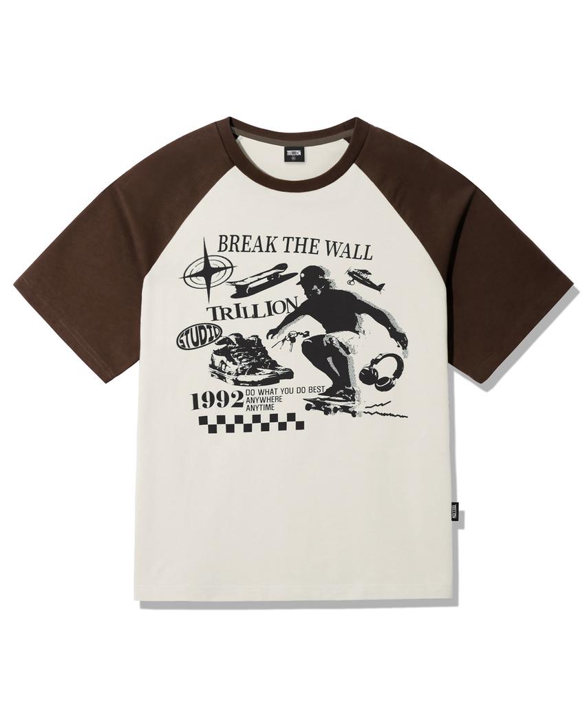 TRILLION Skateboard Pigment Graphic Raglan Short Sleeve_Brown