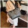 Women’s New Casual Retro Large-Capacity Commuter Shoulder Bag Color Block Armpit Tote Bag