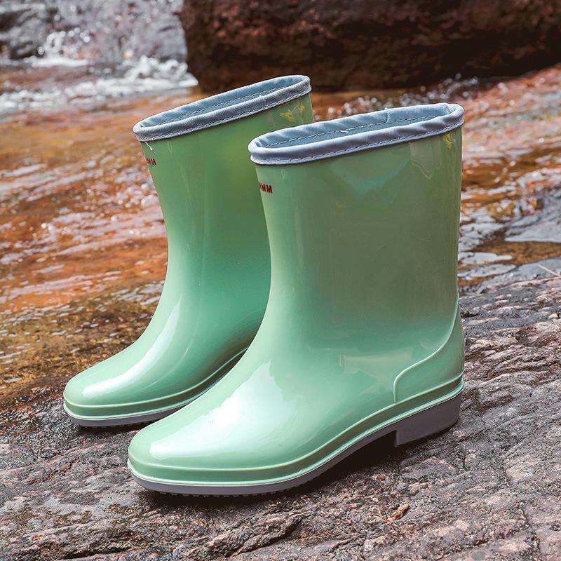 Women's Mid-Tube PVC Anti-Slip Rain Boots - New Waterproof Rubber Shoes