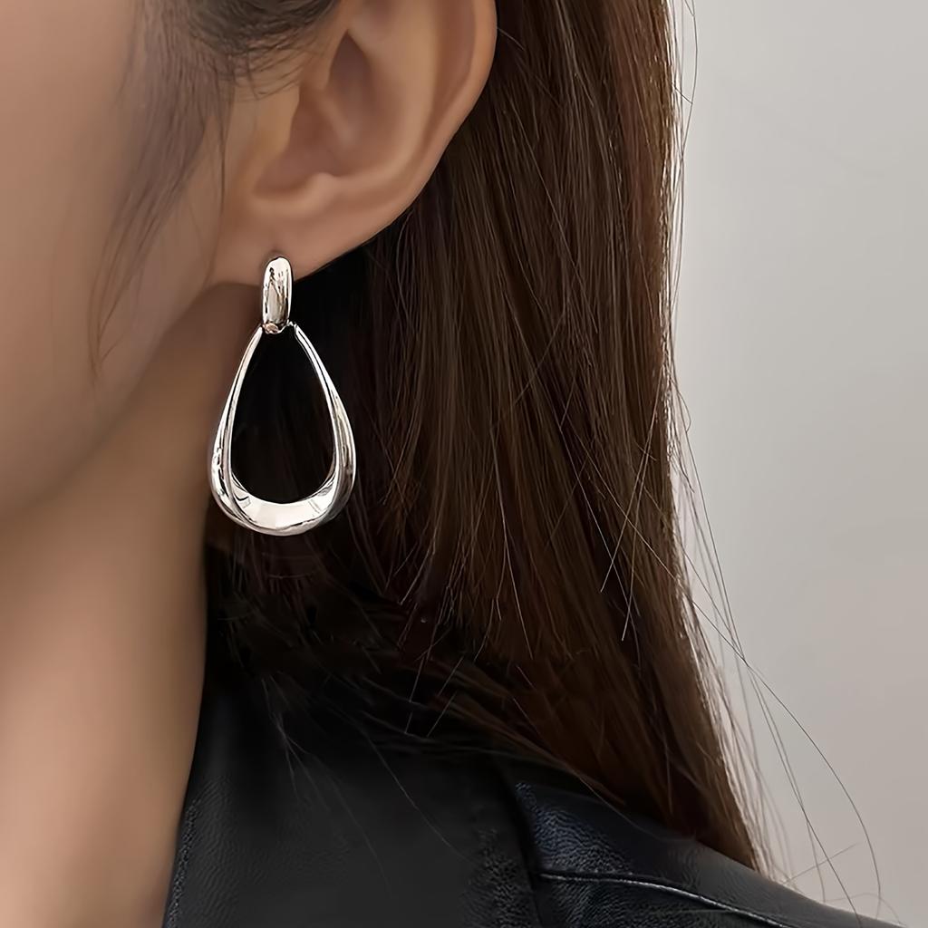 1 Pair Exquisite Geometric Drop Earrings - Zinc Alloy Dangle Earrings with Sophisticated Luxury Minimalist Design, Perfect for Daily Vacation Wear