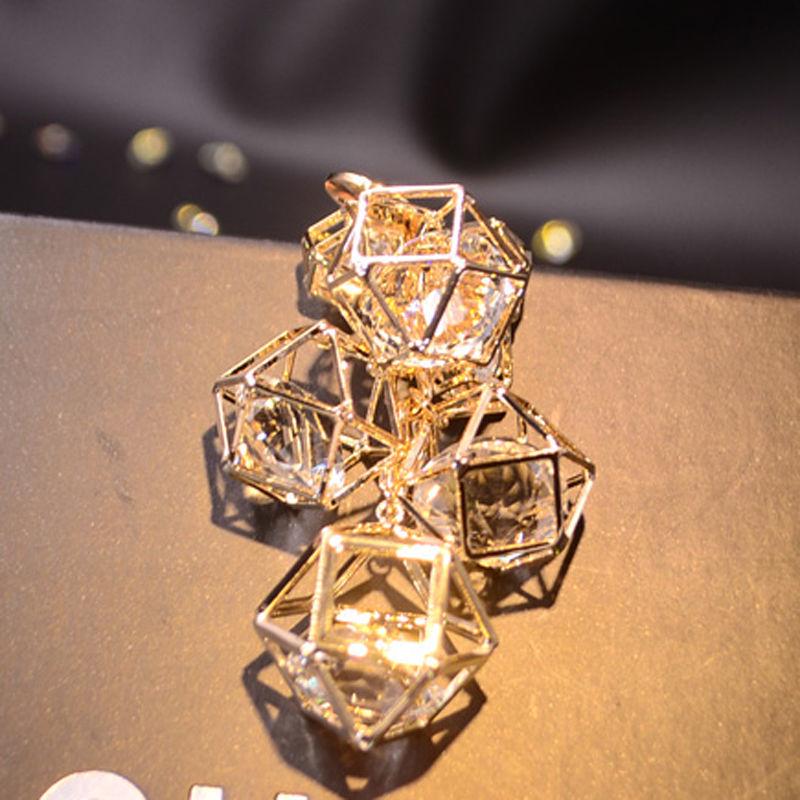 Romb Kristallkula Bil Nyckelring: Söt Kreativ Väskberlock & Nyckelring i Metall för Kvinnor - Cirkelformad Hörlursfodral Liten Gåva