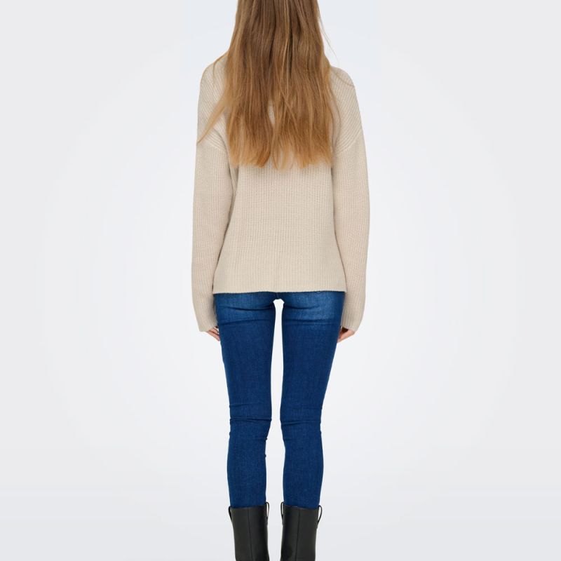 Women's ONLY Luna Round Neck Sweater In Soft Knit